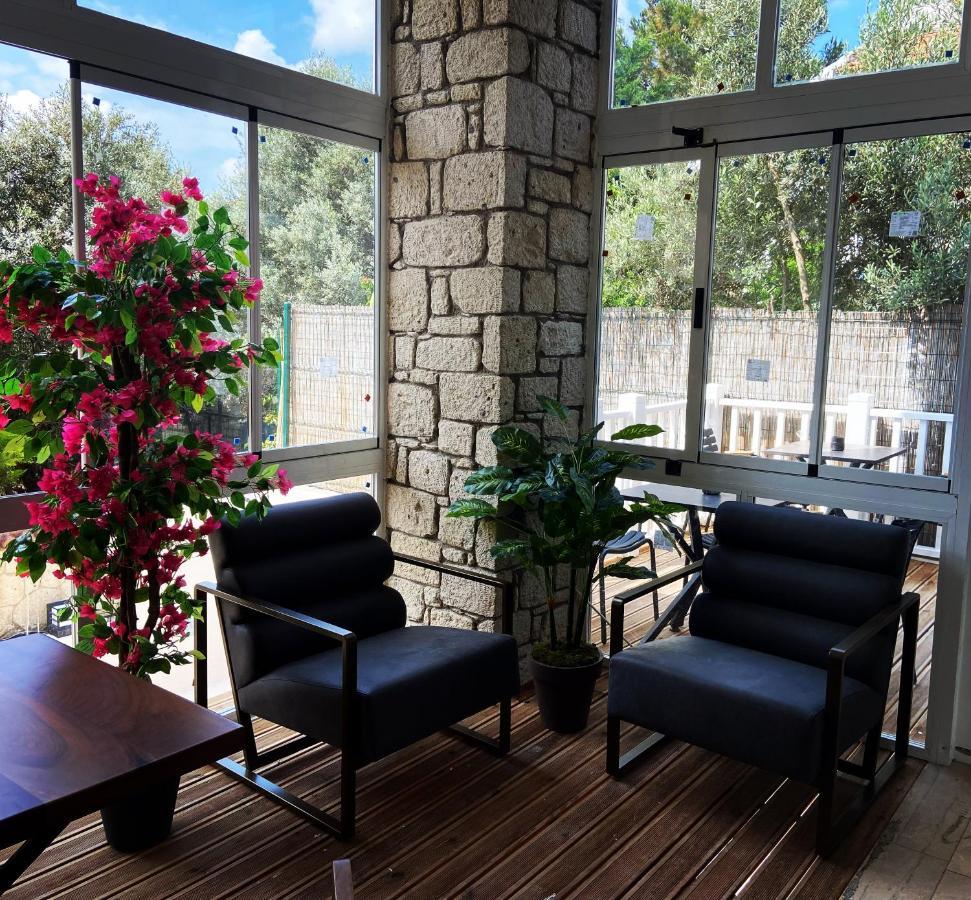 Alacati Moonbox Hotel Bagian luar foto