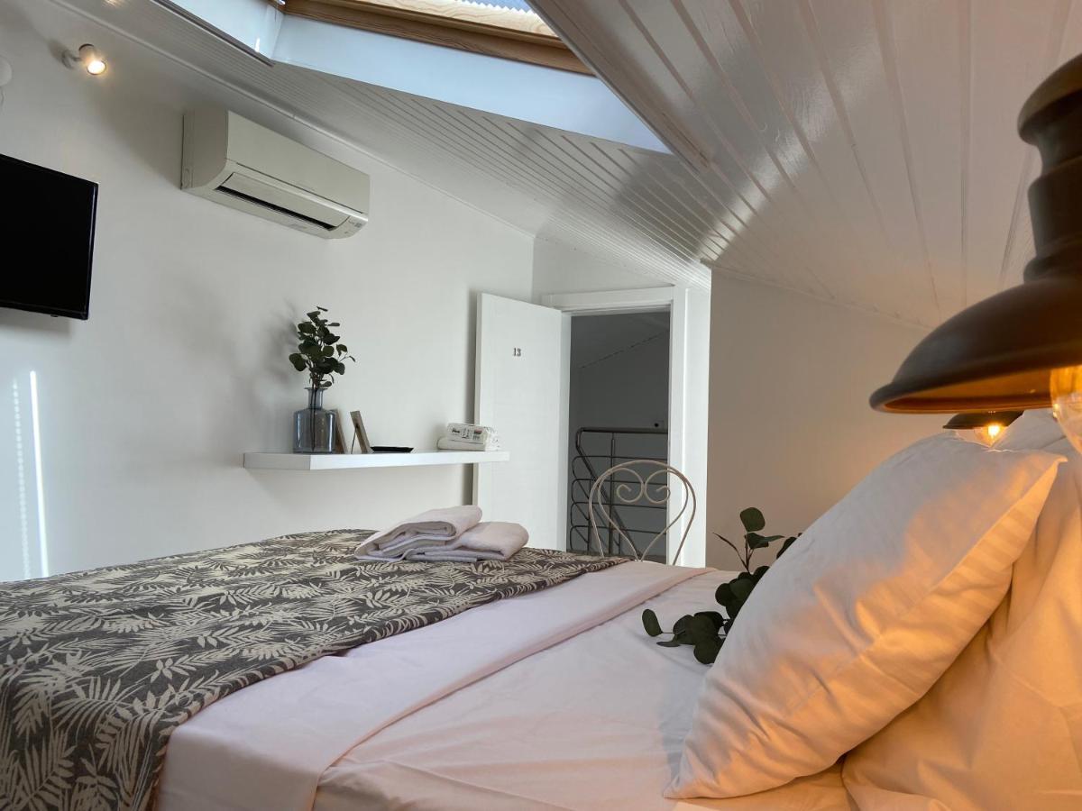 Alacati Moonbox Hotel Bagian luar foto